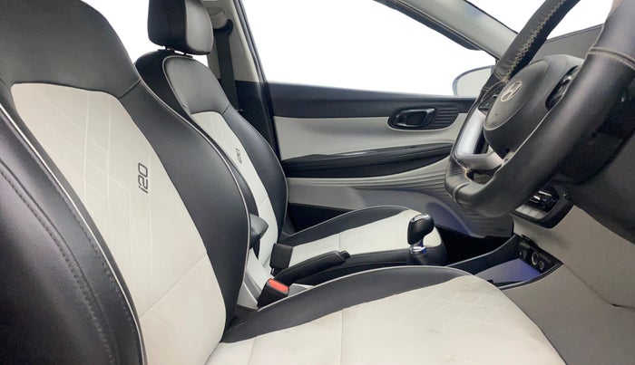 2024 Hyundai NEW I20 ASTA (O) 1.2 MT, Petrol, Manual, 42,640 km, Right Side Front Door Cabin