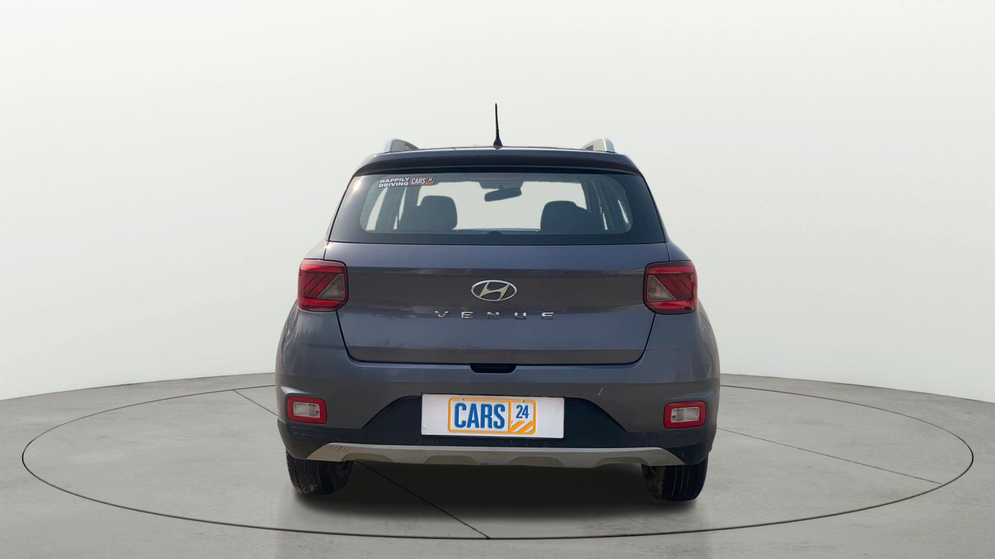 2020 Hyundai VENUE S 1.2, Petrol, Manual, 1,03,236 km, Back/Rear