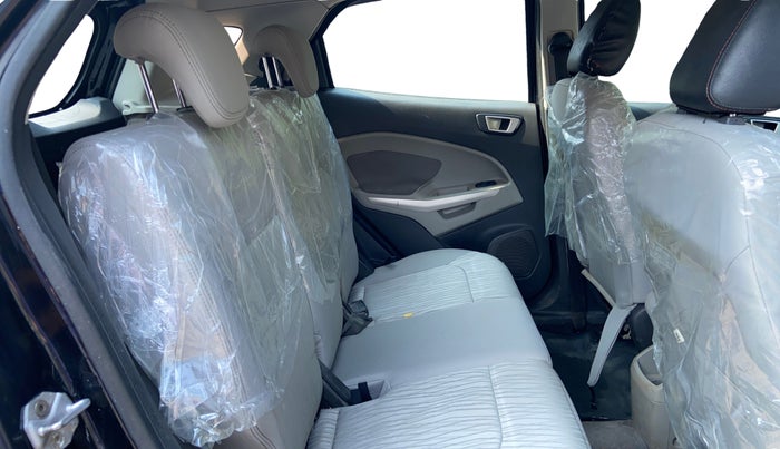 2014 Ford Ecosport TITANIUM 1.5L DIESEL, Diesel, Manual, 1,33,415 km, Right Side Rear Door Cabin