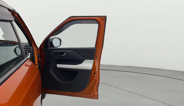 2022 Tata PUNCH CREATIVE  MT, Petrol, Manual, 43,003 km, RHS Front Door