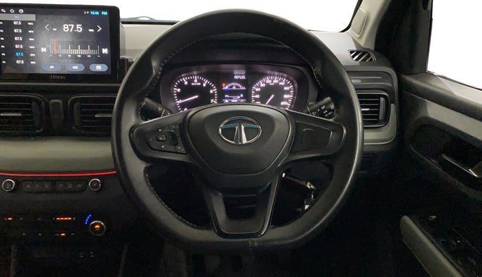 2022 Tata PUNCH ADVENTURE MT, Petrol, Manual, 39,201 km, Steering Wheel Close Up