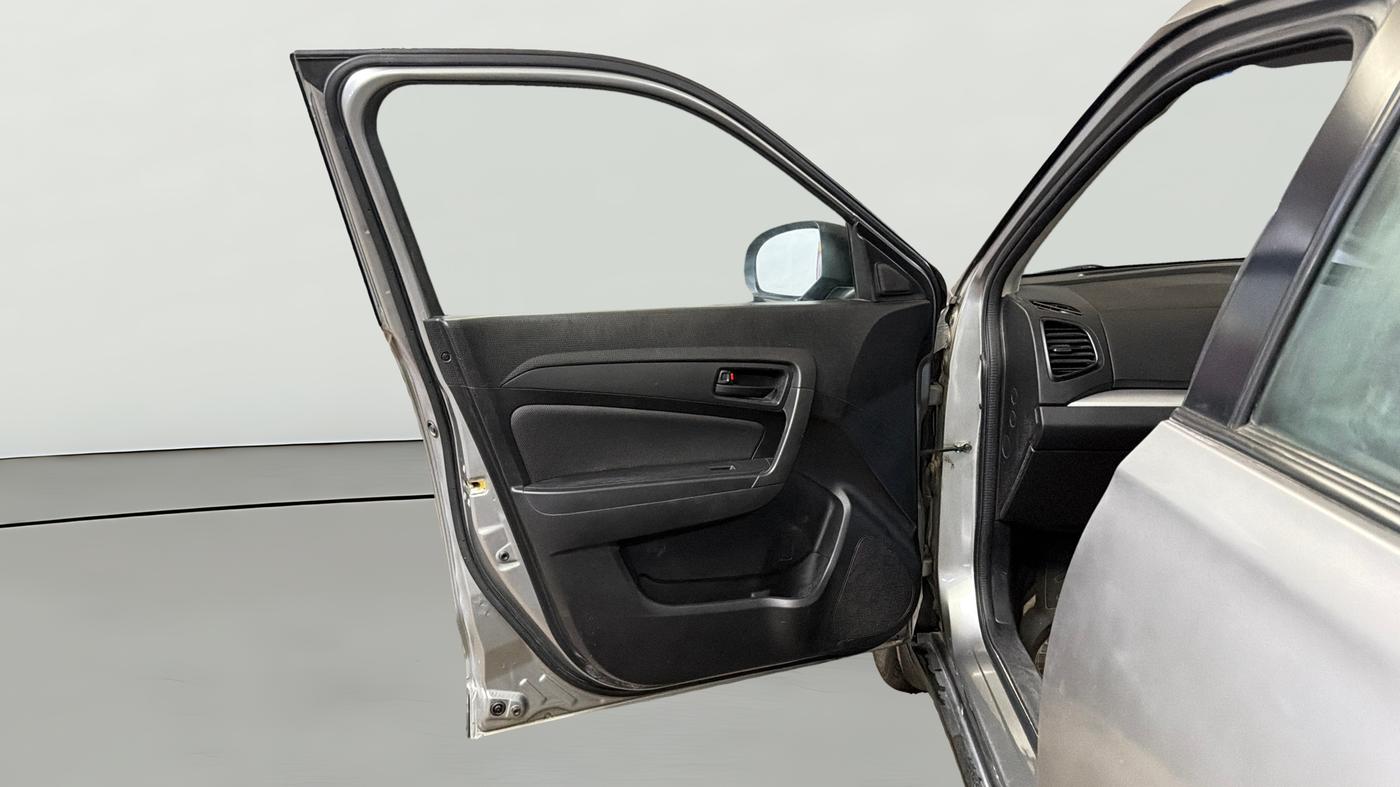 2022 Maruti Vitara Brezza VXI, Petrol, Manual, 50,327 km, LHS Front Door