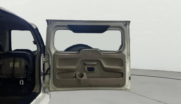 2015 Mahindra TUV300 T8, Diesel, Manual, 81,031 km, Boot Door Open
