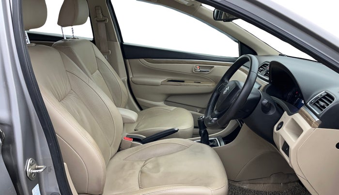 2018 Maruti Ciaz ALPHA 1.5 SHVS PETROL, Petrol, Manual, 68,462 km, Right Side Front Door Cabin