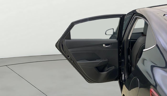 2021 Hyundai Verna SX (O) 1.0 TURBO DCT, Petrol, Automatic, 19,469 km, LHS Rear Door