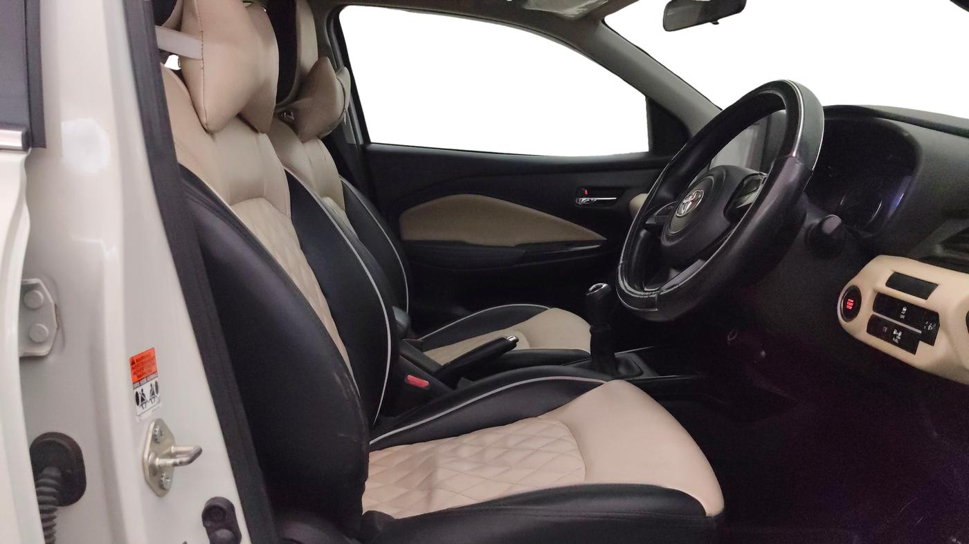 2024 Toyota Glanza G E-CNG, CNG, Manual, 41,375 km, Right Side Front Door Cabin