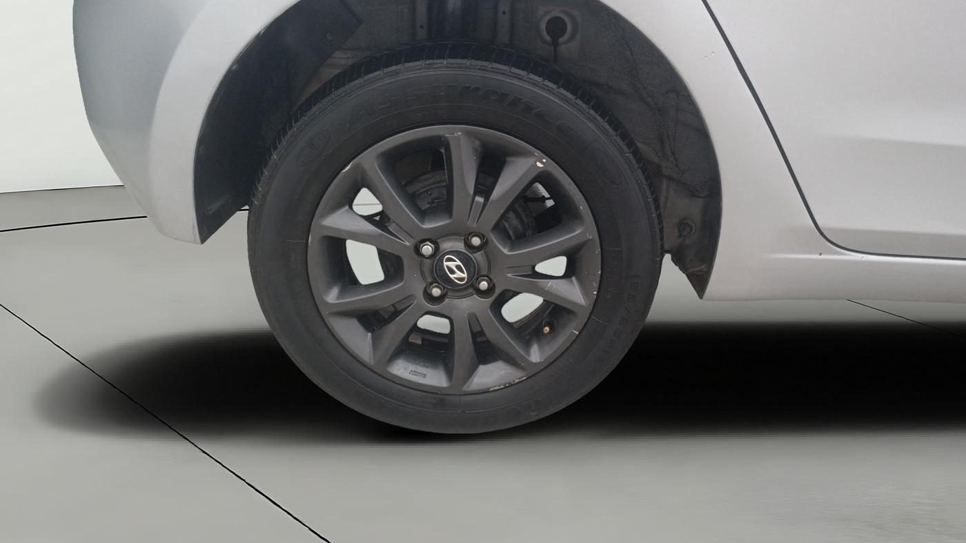 2019 Hyundai Elite i20 SPORTZ PLUS  1.2 CVT, Petrol, Automatic, 57,497 km, Right Rear Wheel