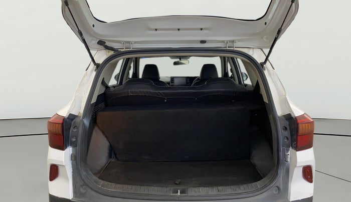 2023 KIA SELTOS HTK 1.5 PETROL, CNG, Manual, 45,367 km, Boot Open Zoomed View