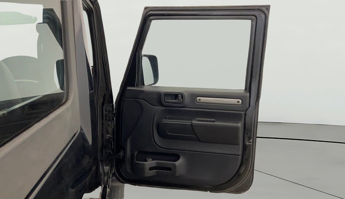 2020 Mahindra Thar LX D 4*4 MT HT, Diesel, Manual, 50,181 km, RHS Front Door