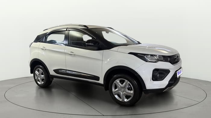2022 Tata NEXON XZ PETROL, Petrol, Manual, 24,914 km, Right Front Diagonal