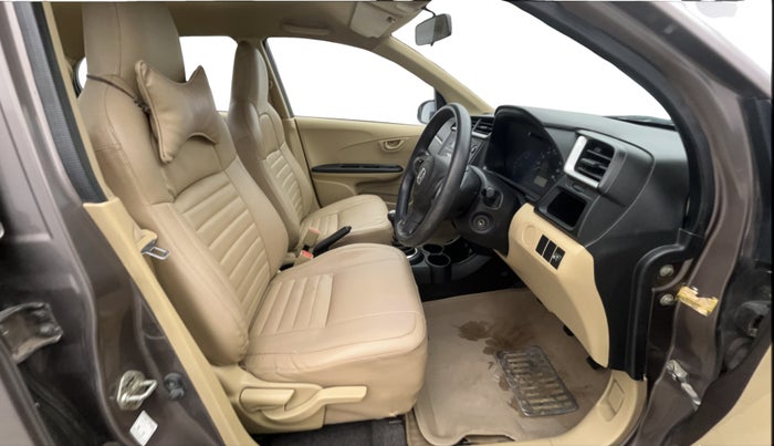 2017 Honda Amaze 1.2L I-VTEC S, Petrol, Manual, 59,822 km, Right Side Front Door Cabin