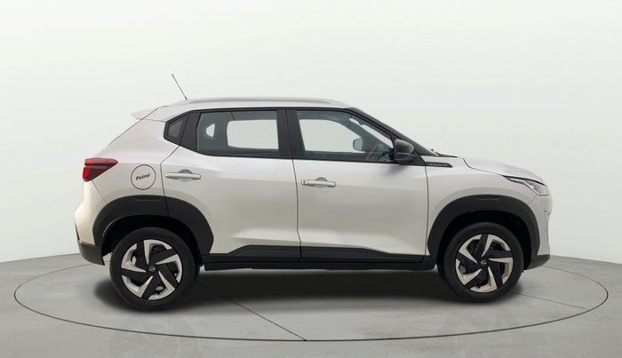 2022 Nissan MAGNITE XL, Petrol, Manual, 34,452 km, Right Side View