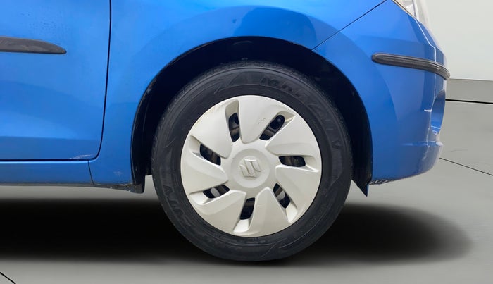 2015 Maruti Celerio VXI, Petrol, Manual, 44,070 km, Right Front Wheel