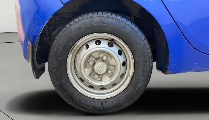 2013 Hyundai Eon ERA +, Petrol, Manual, 61,944 km, Right Rear Wheel