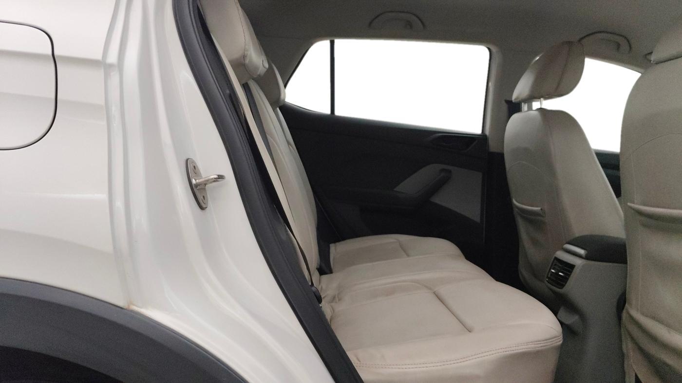 2022 Skoda KUSHAQ ACTIVE 1.0L TSI MT, Petrol, Manual, 96,069 km, Right Side Rear Door Cabin