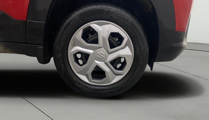 2023 Maruti BREZZA VXI AT SMART HYBRID, Petrol, Automatic, 5,425 km, Right Front Wheel