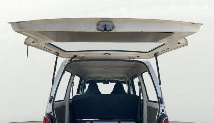 2016 Maruti Eeco 5 STR WITH A/C+HTR, CNG, Manual, 1,27,267 km, Boot Door Open