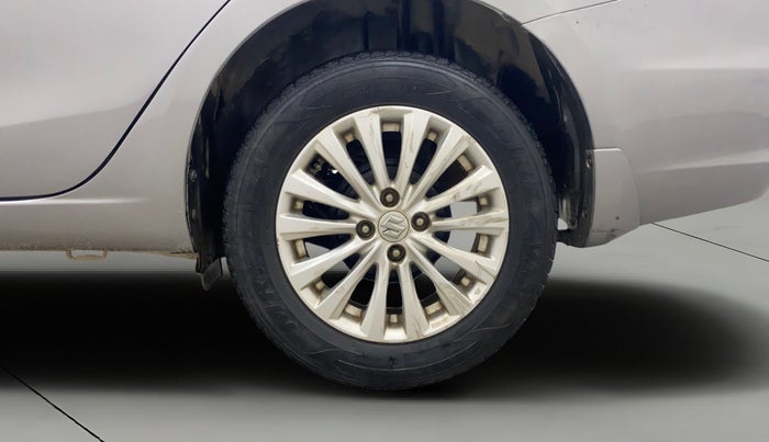 2017 Maruti Ciaz ZXI, Petrol, Manual, 76,249 km, Left Rear Wheel