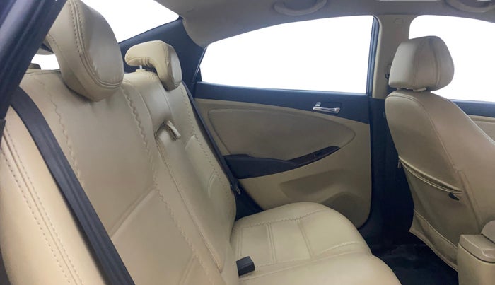 2014 Hyundai Verna FLUIDIC 1.6 CRDI SX, Diesel, Manual, 97,400 km, Right Side Rear Door Cabin