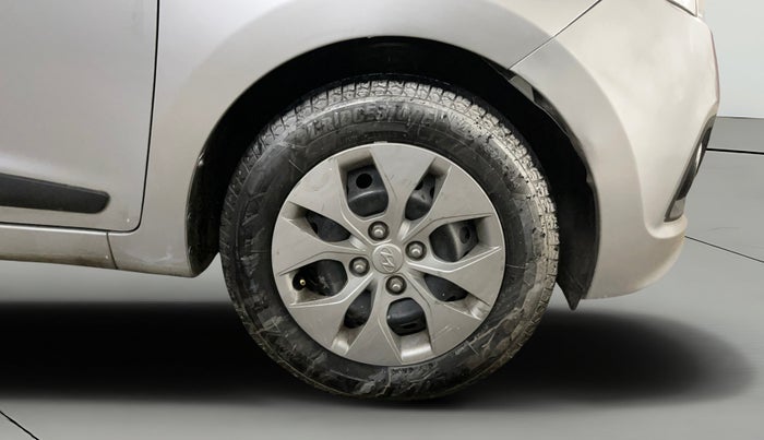 2014 Hyundai Xcent S 1.2, Petrol, Manual, 65,939 km, Right Front Wheel