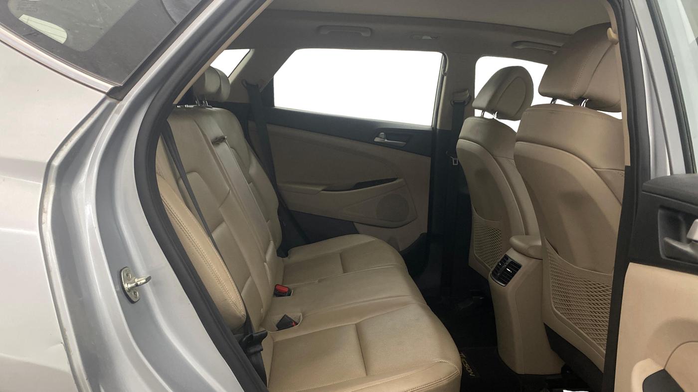 2019 Hyundai Tucson GL (O) 2WD AT PETROL, Petrol, Automatic, 46,726 km, Right Side Rear Door Cabin