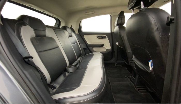 2022 Tata ALTROZ XT PETROL, Petrol, Manual, 55,288 km, Right Side Rear Door Cabin