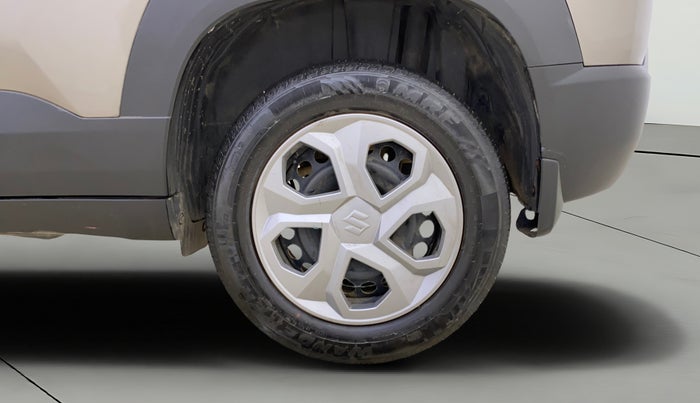 2022 Maruti BREZZA VXI SMART HYBRID, Petrol, Manual, 24,059 km, Left Rear Wheel