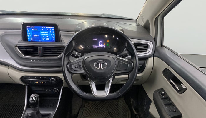 2023 Tata ALTROZ XZ PLUS O SUNROOF CNG, CNG, Manual, 32,268 km, Steering Wheel Close Up