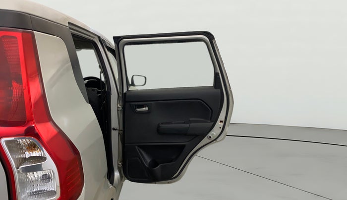 2022 Maruti New Wagon-R VXI 1.0, Petrol, Manual, 26,939 km, RHS Rear Door