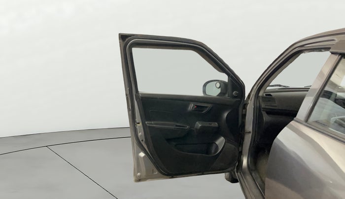 2014 Maruti Swift LXI, Petrol, Manual, 44,071 km, LHS Front Door