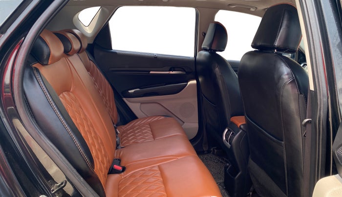 2023 KIA SONET HTX 1.5D IMT, Diesel, Manual, 64,299 km, Right Side Rear Door Cabin