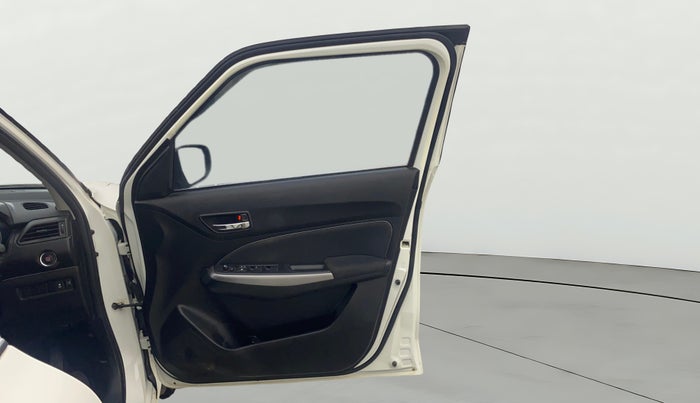 2023 Maruti Swift ZXI PLUS AMT DUAL TONE, Petrol, Automatic, 19,538 km, RHS Front Door