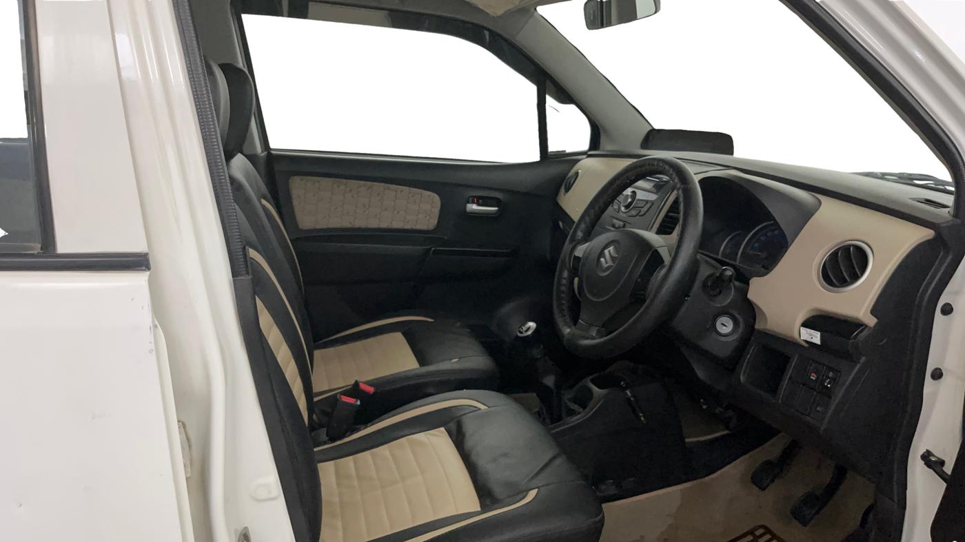 2018 Maruti Wagon R 1.0 VXI, Petrol, Manual, 12,810 km, Right Side Front Door Cabin