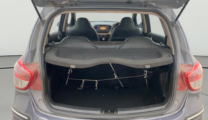 2017 Hyundai Grand i10 SPORTZ 1.2 KAPPA VTVT, Petrol, Manual, 1,03,882 km, Boot Open Zoomed View