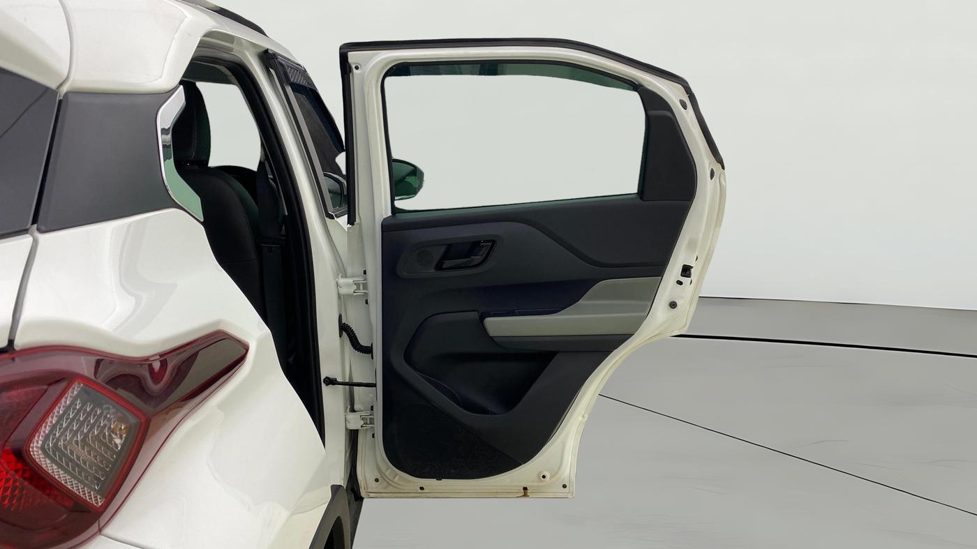 2025 Tata PUNCH Adventure Plus, Petrol, Manual, 6,276 km, RHS Rear Door
