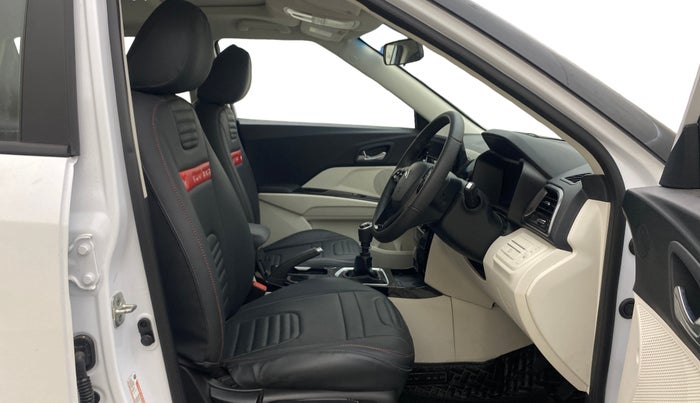 2024 Mahindra XUV 3XO AX5 1.2 L TCMPFi, Petrol, Manual, 5,026 km, Right Side Front Door Cabin