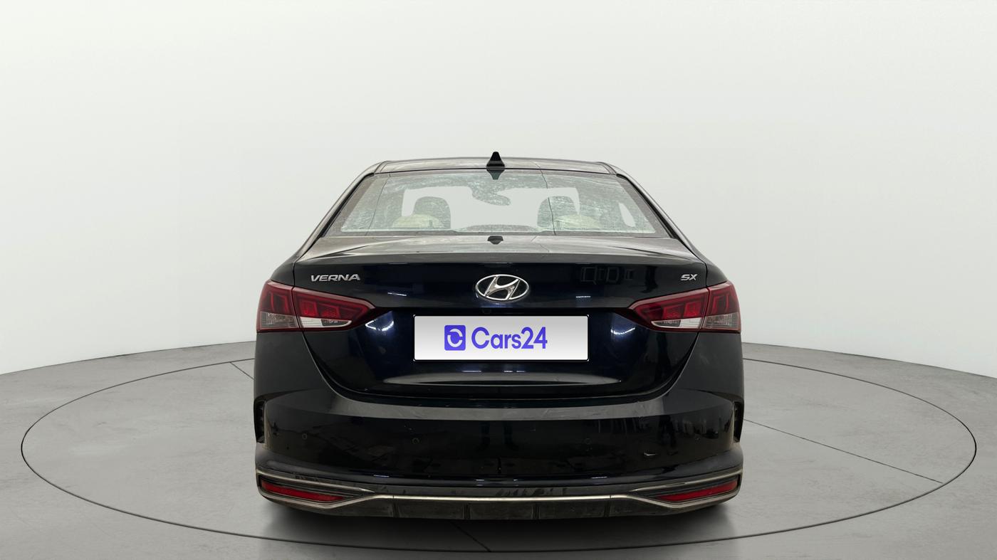 2022 Hyundai Verna SX 1.5 VTVT, Petrol, Manual, 36,069 km, Back/Rear
