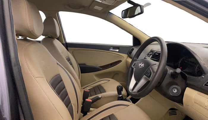 2014 Hyundai Verna FLUIDIC 1.6 VTVT SX, Petrol, Manual, 52,010 km, Right Side Front Door Cabin