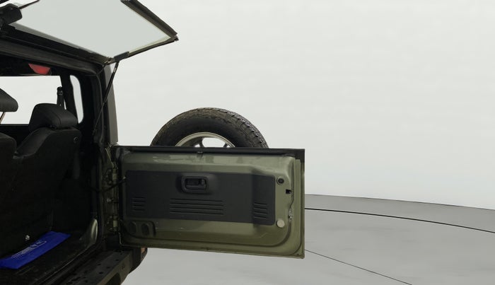 2022 Mahindra Thar LX D AT 4WD HT, Diesel, Automatic, 27,842 km, Boot Door Open