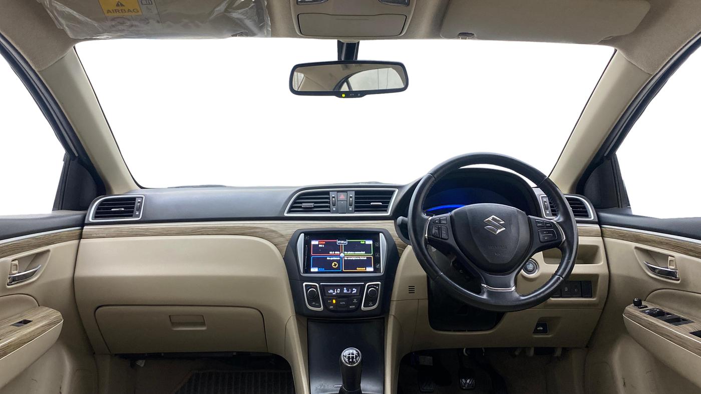 2020 Maruti Ciaz ALPHA 1.5 SHVS PETROL, Petrol, Manual, 1,11,734 km, Dashboard