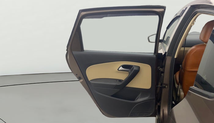 2016 Volkswagen Ameo HIGHLINE1.5L, Diesel, Manual, 1,21,509 km, LHS Rear Door