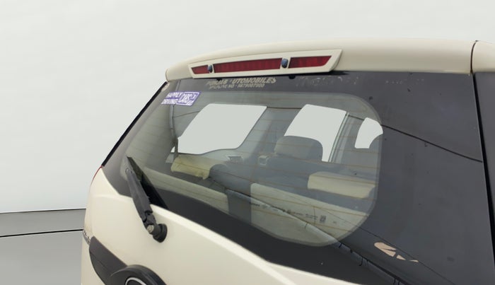 2017 Mahindra XUV500 W6, Diesel, Manual, 1,49,587 km, Rear Wiper