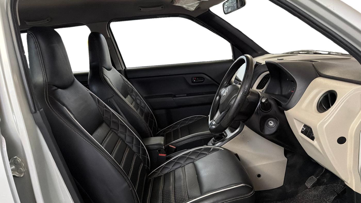 2020 Maruti New Wagon-R LXI CNG 1.0, CNG, Manual, 79,633 km, Right Side Front Door Cabin