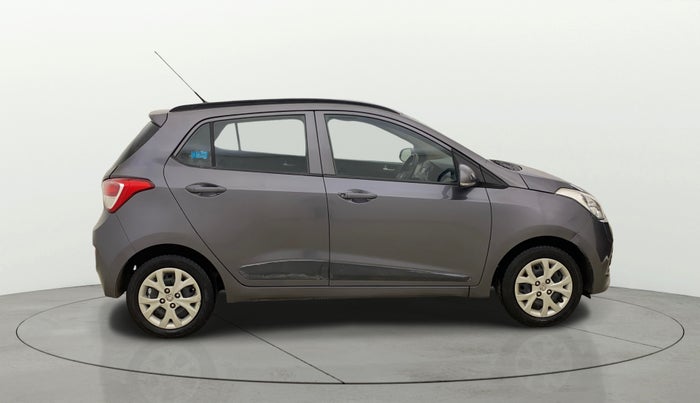 2016 Hyundai Grand i10 SPORTZ 1.2 KAPPA VTVT, Petrol, Manual, 35,876 km, Right Side View
