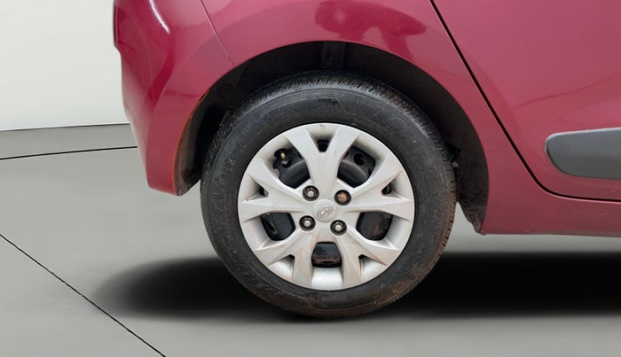 2015 Hyundai Grand i10 SPORTZ 1.2 KAPPA VTVT, Petrol, Manual, 41,028 km, Right Rear Wheel