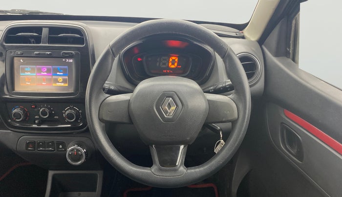 2016 Renault Kwid RXT 1.0 AMT, Petrol, Automatic, 45,705 km, Steering Wheel Close Up