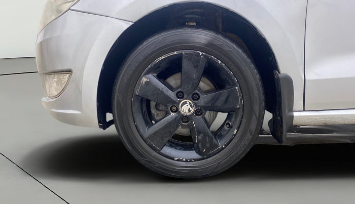 2015 Skoda Rapid 1.5 TDI CR ELEGANCE AT, Diesel, Automatic, 94,541 km, Left Front Wheel