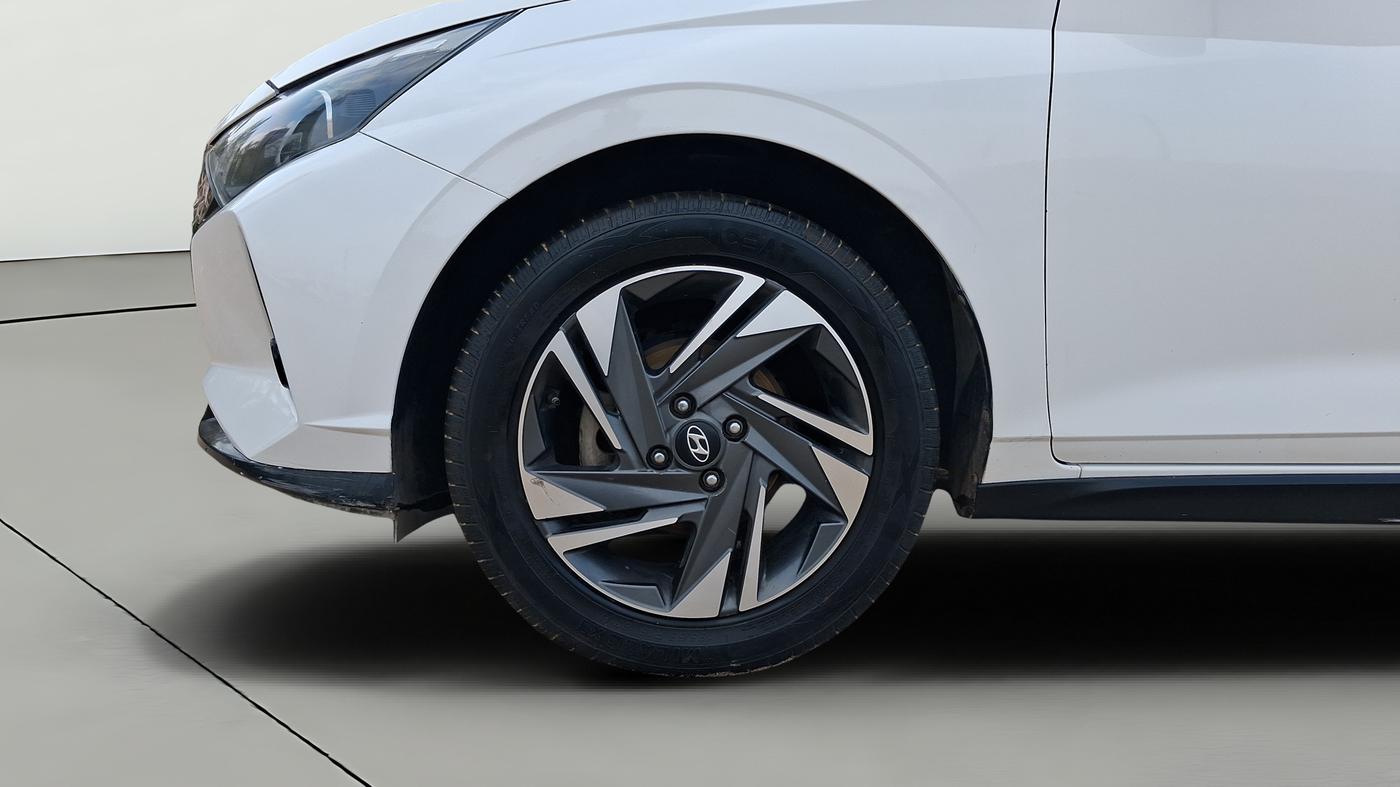 2021 Hyundai NEW I20 ASTA 1.2 MT, Petrol, Manual, 1,05,761 km, Left Front Wheel
