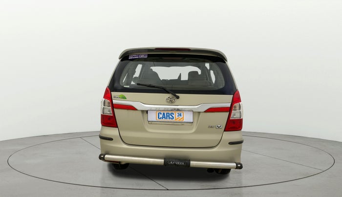 2014 Toyota Innova 2.5 VX 8 STR, Diesel, Manual, 79,175 km, Back/Rear