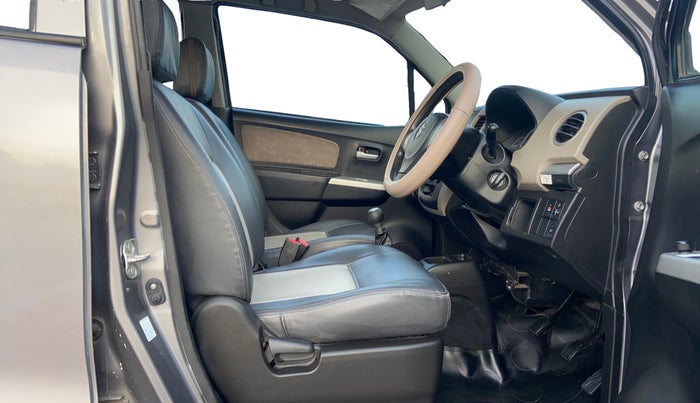 2014 Maruti Wagon R 1.0 VXI, Petrol, Manual, 48,306 km, Right Side Front Door Cabin